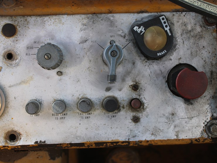 caterpillar-930-image-82