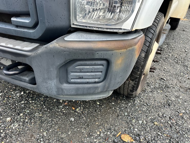 2015-ford-f350-xl-image-41