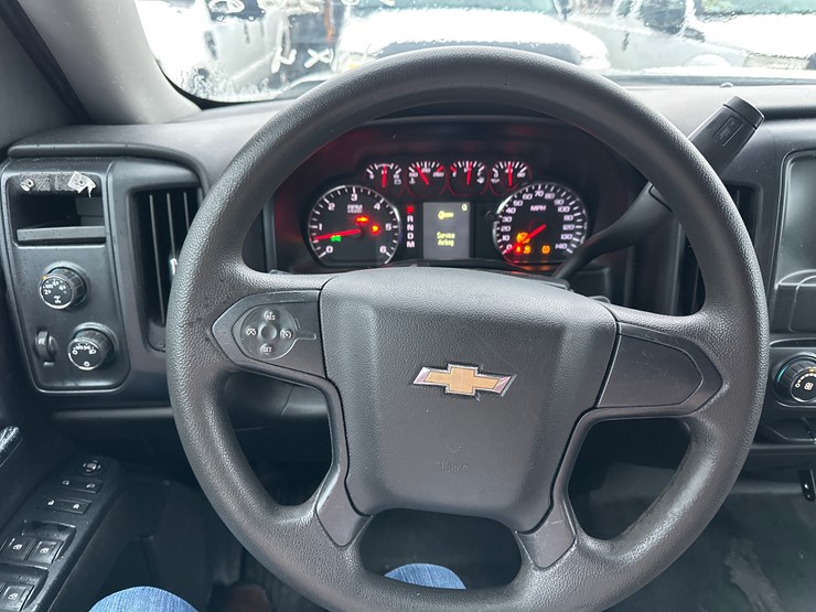 2016-chevrolet-silverado-image-50