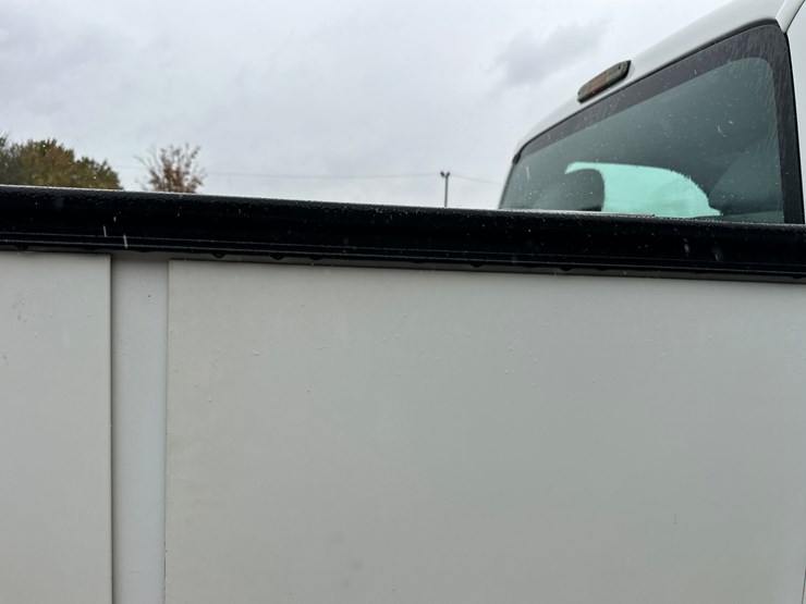 2016-ford-f250-xl-image-16