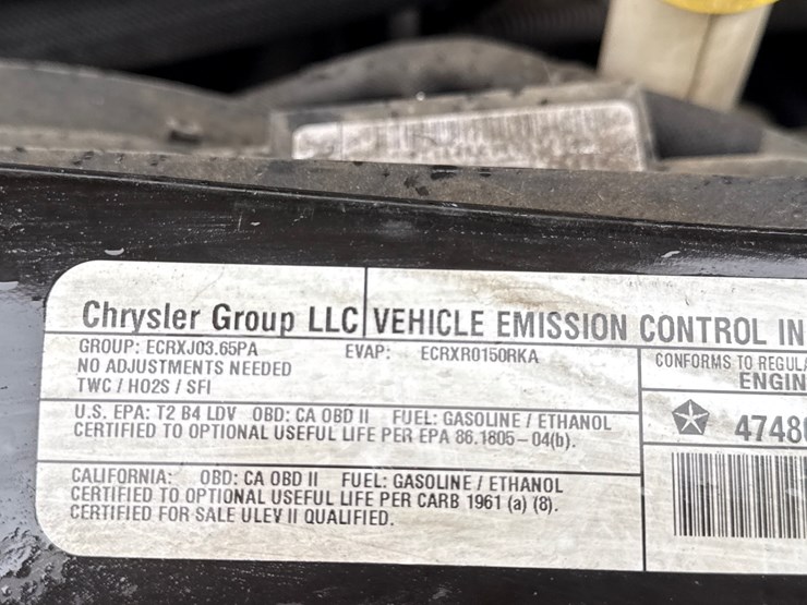 2014-dodge-caravan-image-43