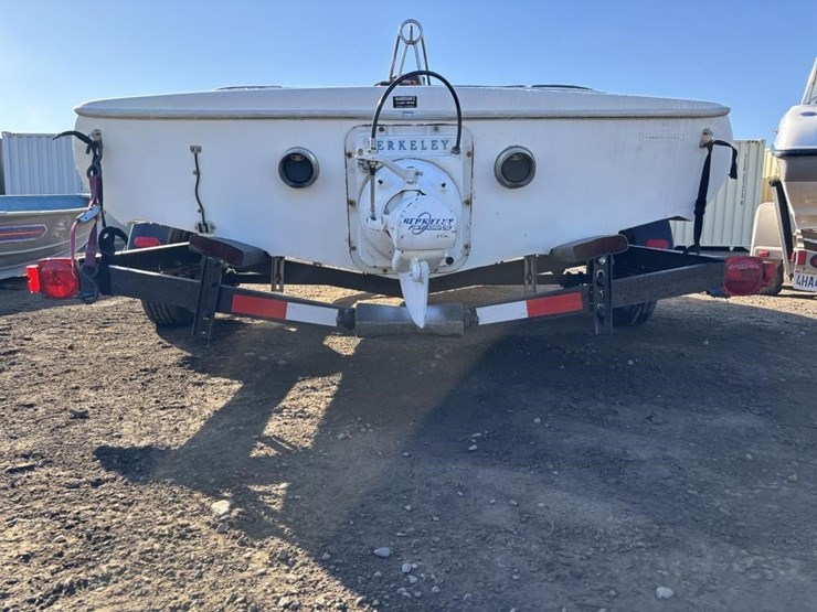 1978-unknown-trailer-image-46