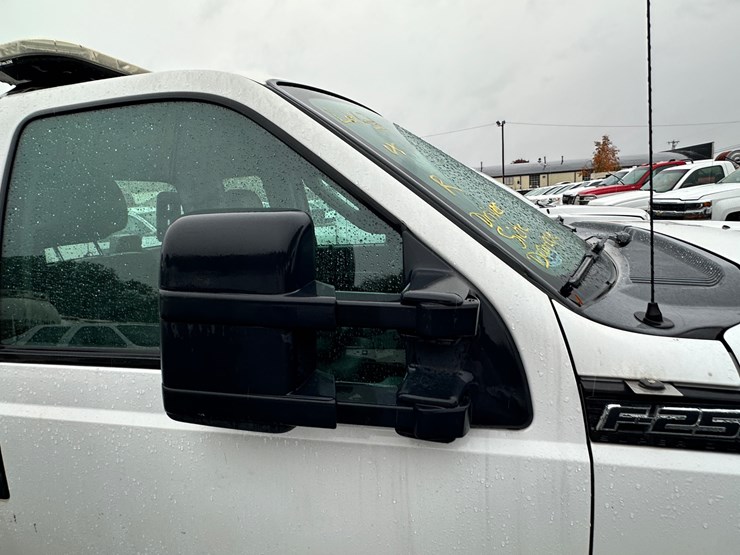 2012-ford-f250-xl-image-26