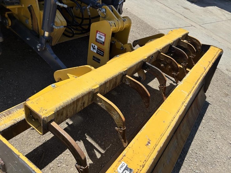 2018-deere-210l-image-20