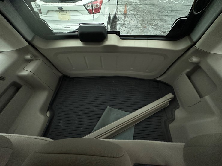 2012-ford-escape-xlt-image-26