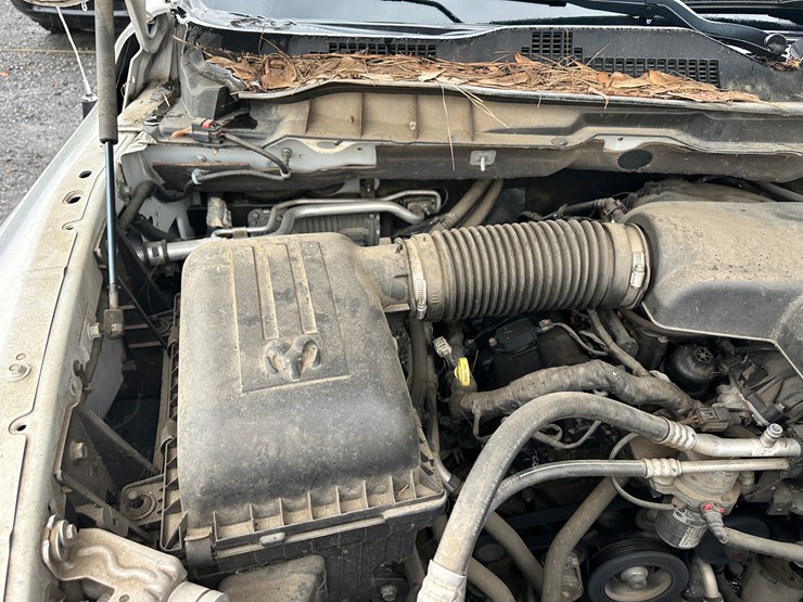 2015-dodge-ram-1500-image-66