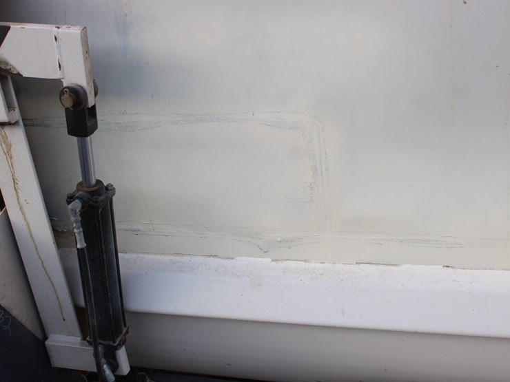 2004-international-durastar-4300-image-68