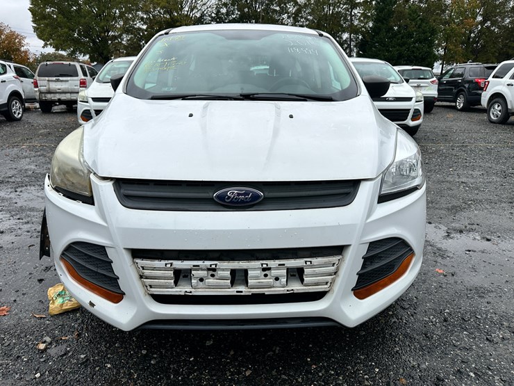 2016-ford-escape-image-3