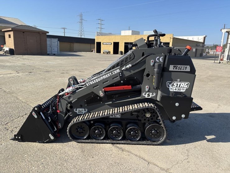 2025-kubota-d1703-image-5