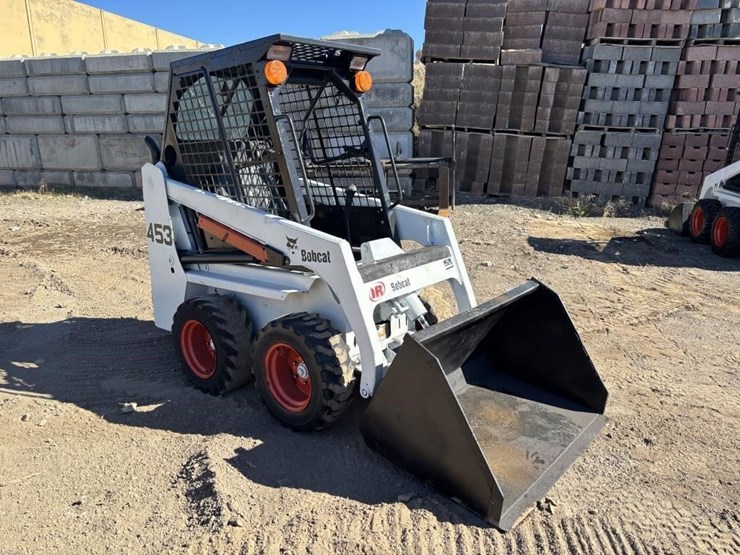bobcat-453-image-2