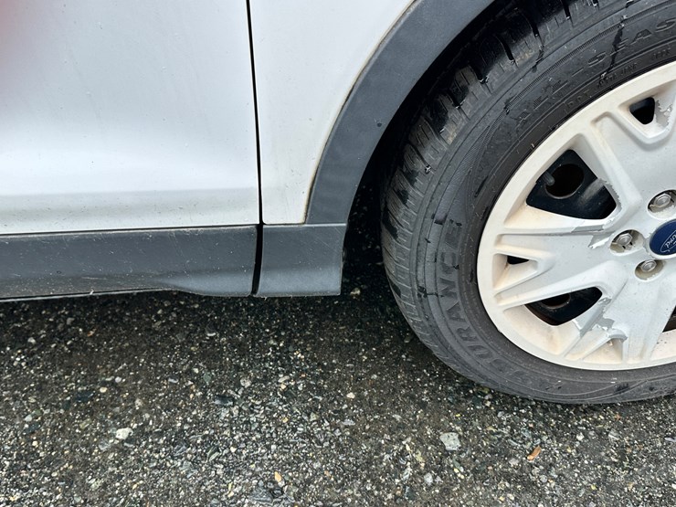 2016-ford-escape-image-21