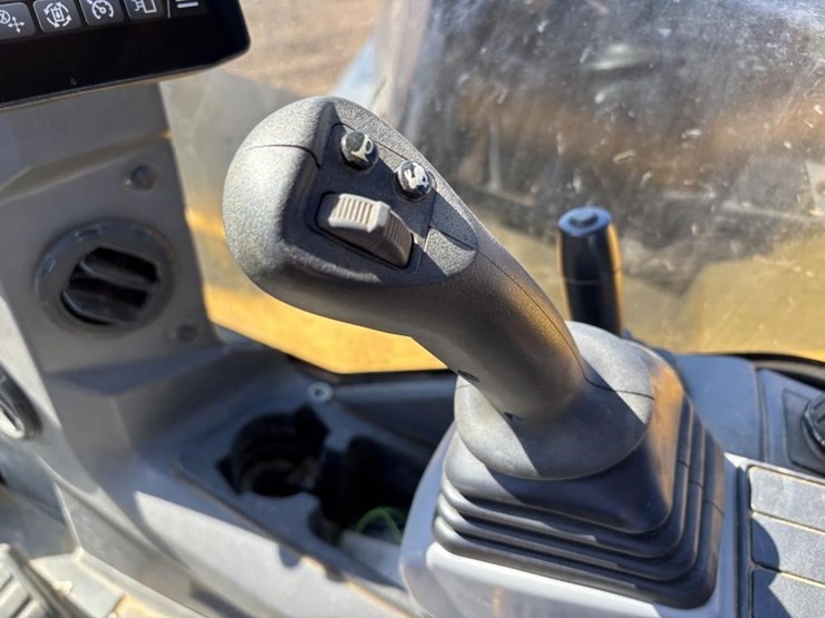 2021-caterpillar-308-cr-image-33