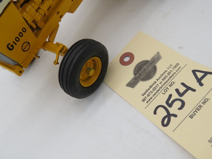 minneapolis-moline-g1000-image-7