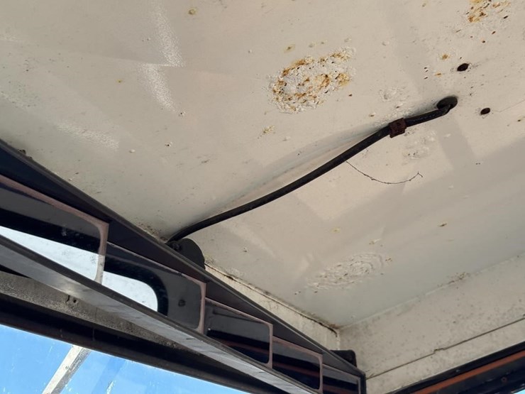 taylor-dunn-b2-48-image-18