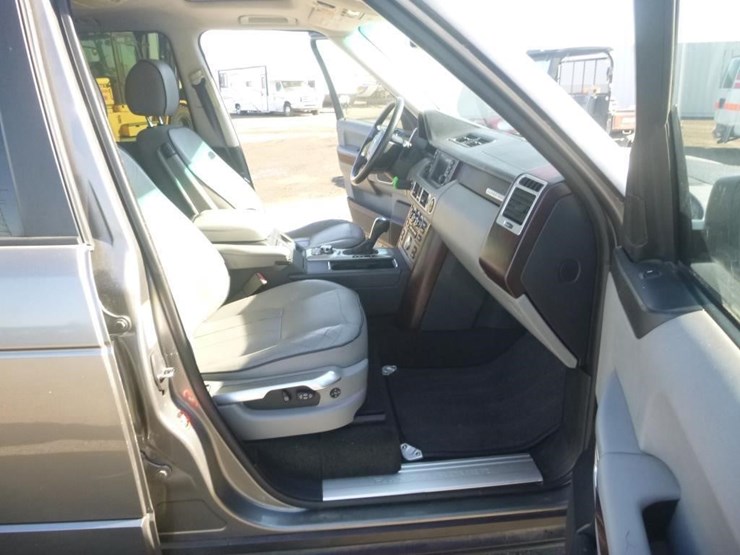 2008-land-rover-range-rover-hse-image-9