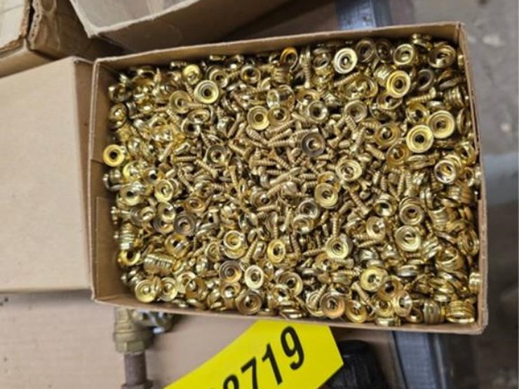 #2719-•-regulators,-screws,-&-bits-image-5