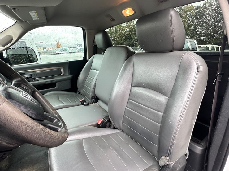 2015-dodge-ram-1500-image-71