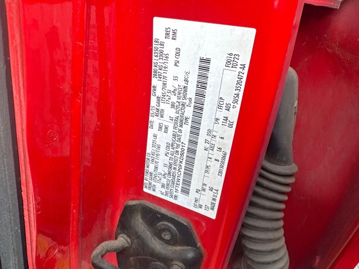 2015-ford-f150-xl-image-19