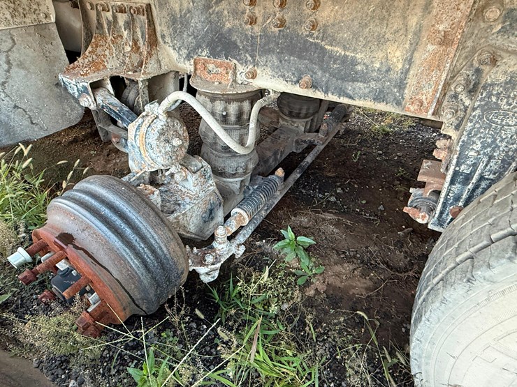 2003-peterbilt-378-image-7