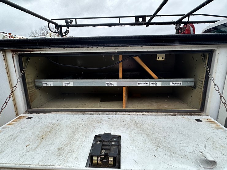 2014-ford-f350-xl-image-18