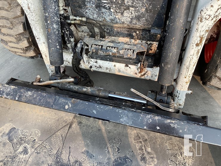 2022-bobcat-s76-image-12