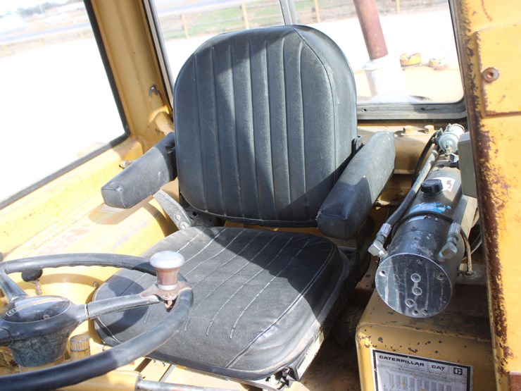 caterpillar-930-image-74