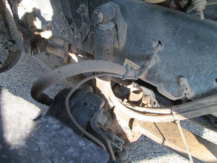 2016-freightliner-108sd-image-26