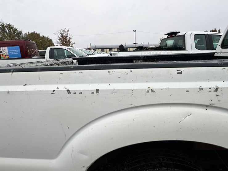 2012-ford-f250-xl-image-10