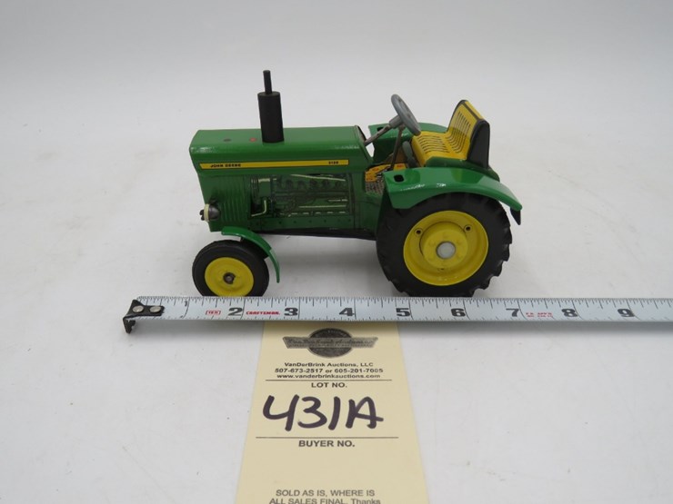 john-deere-3120-image-5