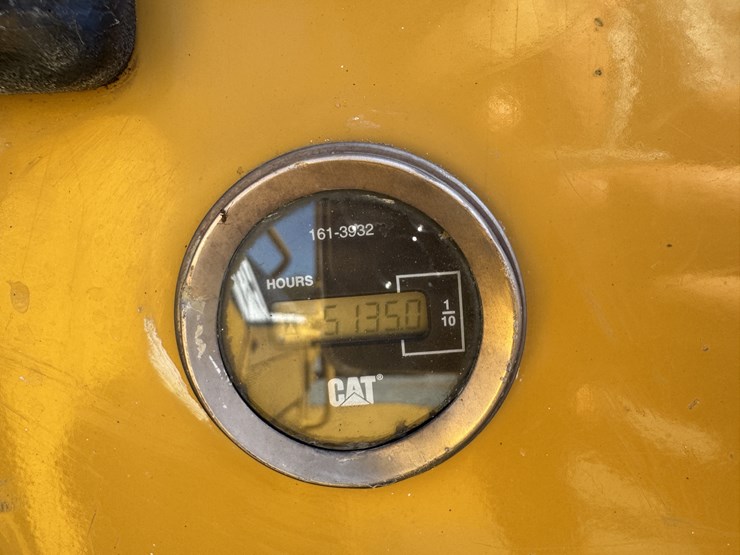 caterpillar-d5g-lgp-image-2