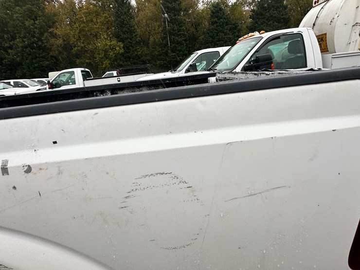 2012-ford-f250-xl-image-69