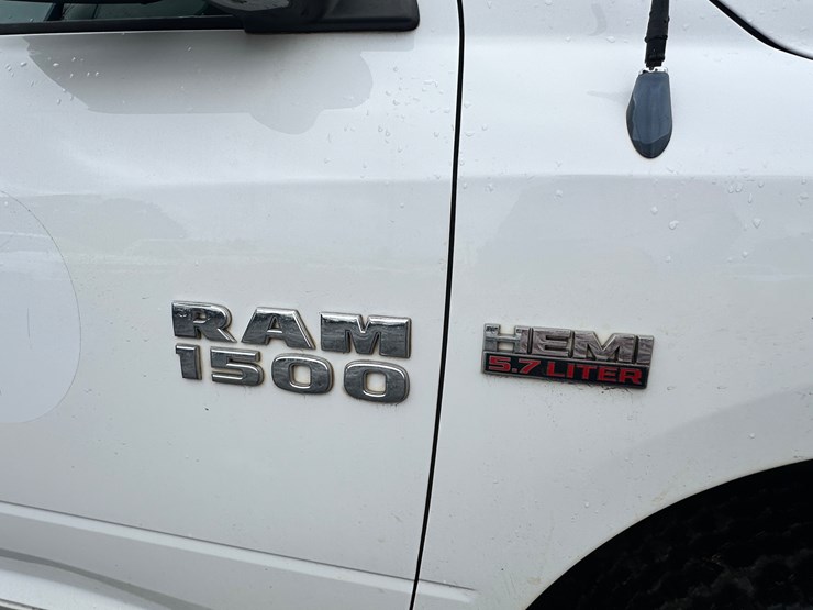 2013-dodge-ram-1500-image-30
