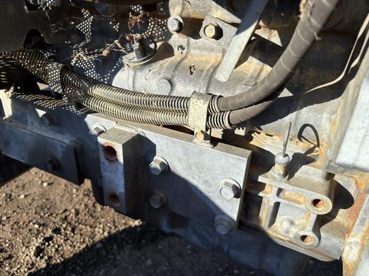 2006-kubota-m6040-image-56