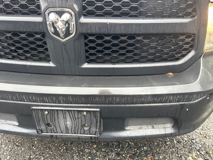 2015-dodge-ram-1500-image-22