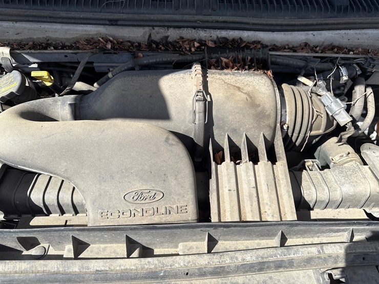 2009-ford-e350-image-43