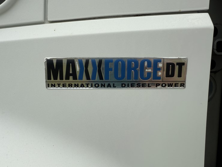 2014-international-maxxforce-dt-image-6