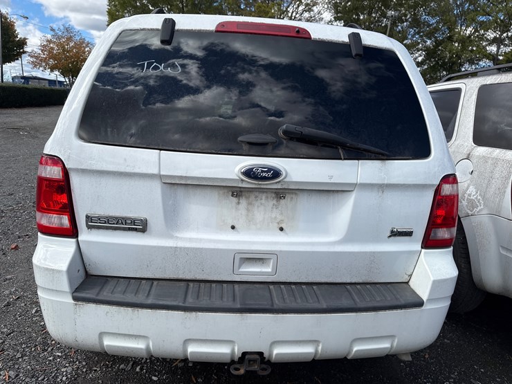 2012-ford-escape-xlt-image-43
