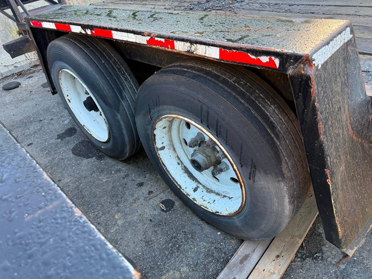 2011-towmaster-t16d-image-8