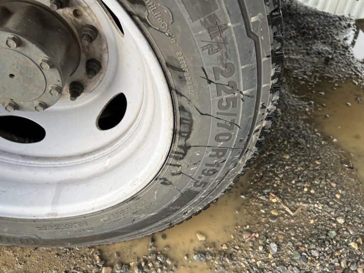 2006-ford-f450-image-18