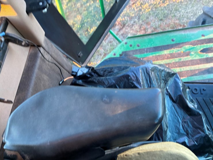 john-deere-8760-image-19