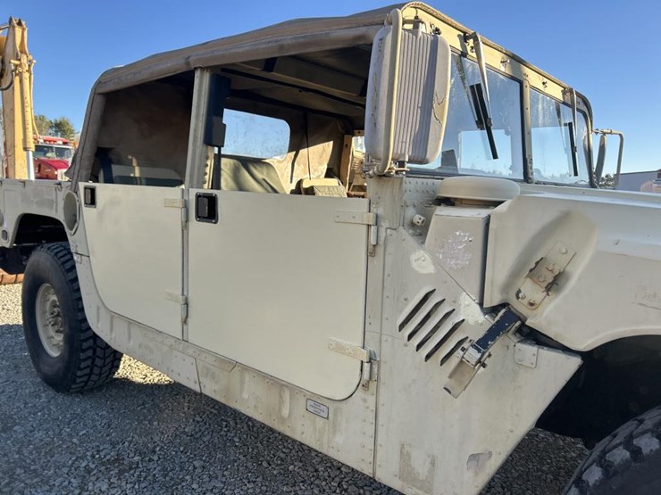 #5036-•-hummer-hmmwv-image-14
