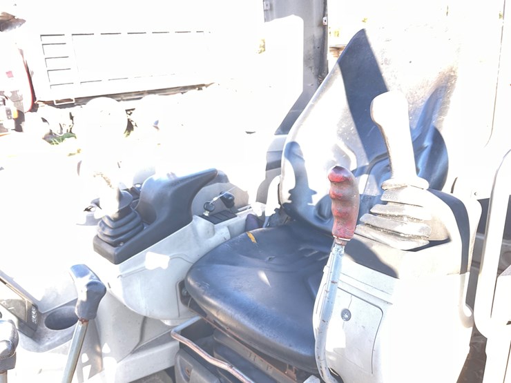 2012-volvo-ec55c-image-11