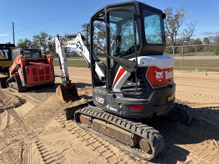 2020-bobcat-e35-image-2