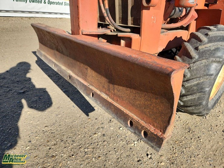 ditch-witch-r40a-image-24