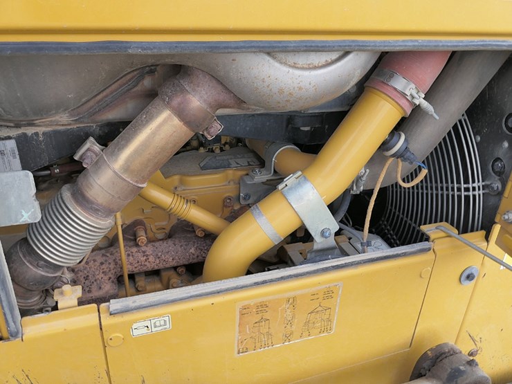 2015-caterpillar-d6n-xl-image-34