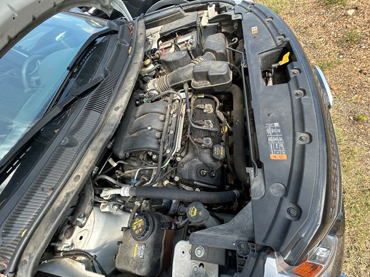 2013-ford-explorer-image-12