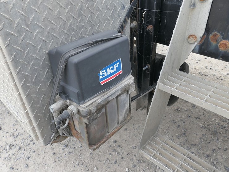 2006-kenworth-t800b-image-11