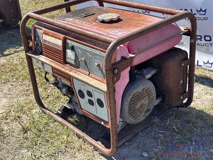 honda-em3500s-portable-gasoline-generator-image-3