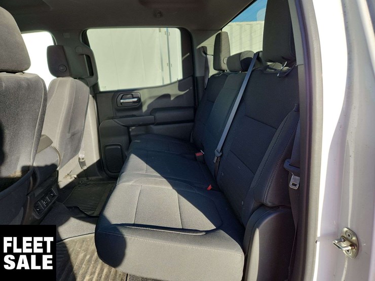 2019-chevrolet-silverado-1500-image-18