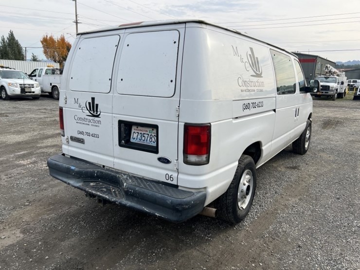 2008-ford-e250-sd-image-4